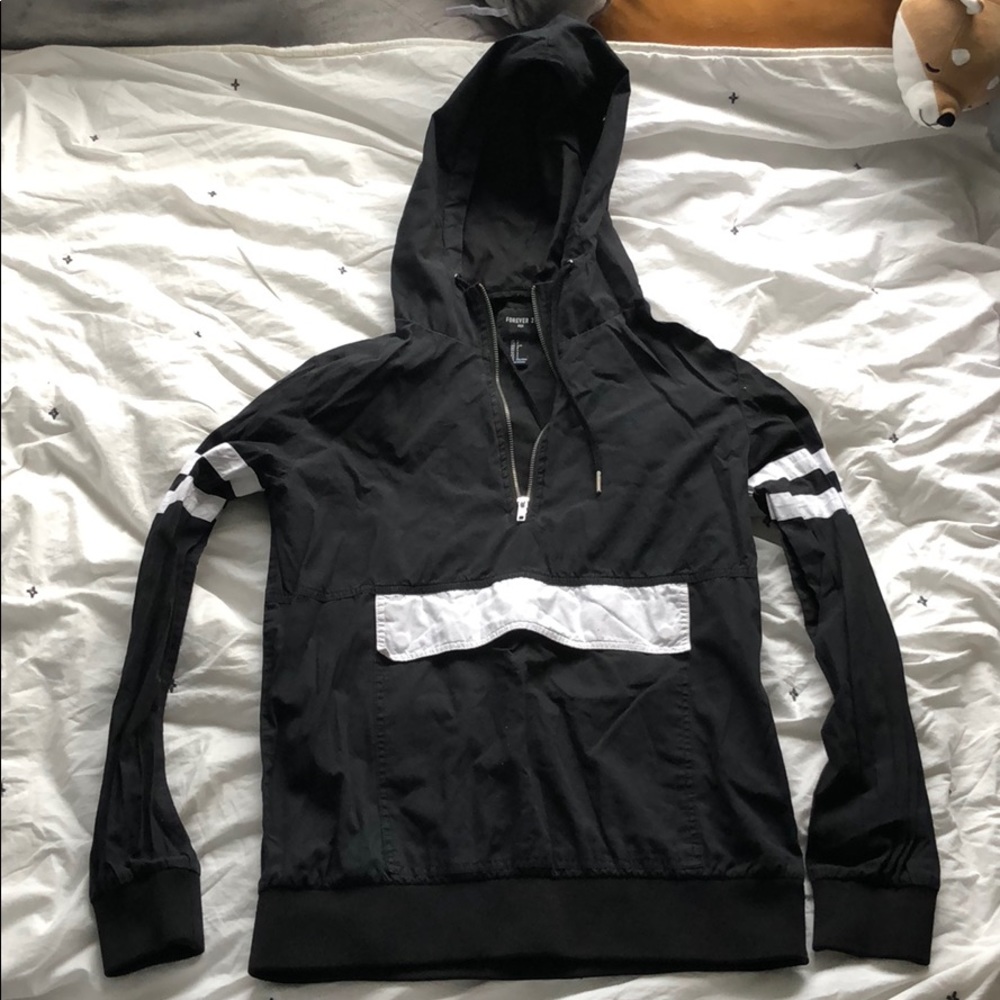 Forever 21 Black hoodie w/ belly pocket | Size: S